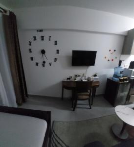 Luxury mordern studio near city with a Rooftop Gym