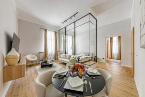 The Noble Suite at Gozsdu Courtyard - 2BR - Pool