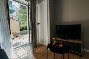 Domus Aurea — Garden, Balcony & Free Parking