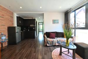 Oceanic Winds Apartment