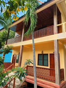 Koh Tao Beachside Resort
