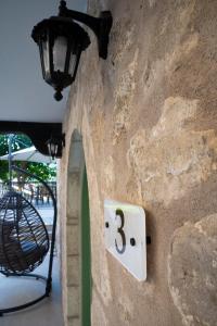 Dervisia Stonehouse 3