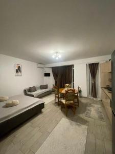 Alezzi Apartment - Beach Sunrise