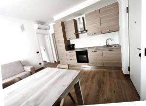 Helm House by TopStayBergamo