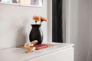 Chic 2BR Loft Steps from Great Synagogue Budapest