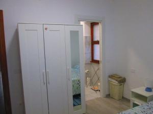 Shared Apartment with Private Room and Private Bathroom in Rome Via Cassia - La Giustiniana