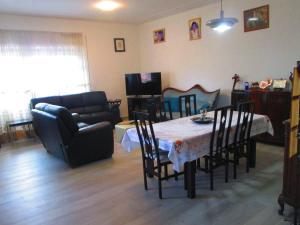 Shared Apartment with Private Room and Private Bathroom in Rome Via Cassia - La Giustiniana