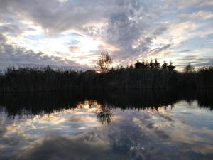 Niebo i Woda - domek nad warmińskim jeziorkiem