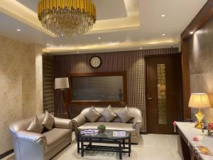 Hotel Status Inn