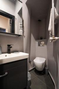 Mercan Apartments Balat - Brick Niche Suite