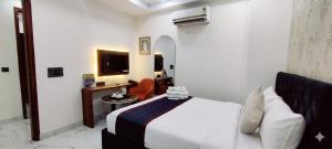 Hotel Aroha Stayz At Sector 44 Noida