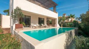 Villa de estilo mediterráneo XCV