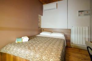Mercan Apartments Balat- Courtyard Room