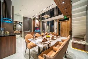 Lar Homes - Urban Villa 4BR - Infinity pool