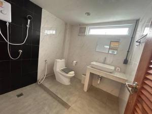 Monkey Toe Guesthouse