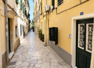 Ismini Old Town apartment