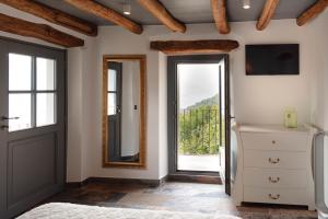 La Dolce Vita Romance Retreat