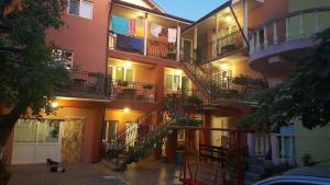 Casa JIANU MARILU