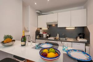 Urban Five Milano - Bright 6th floor aprt -10 min to Duomo