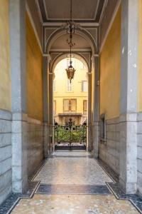 Urban Five Milano - Bright 6th floor aprt -10 min to Duomo