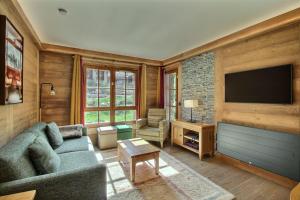 ARC 1950 - Appartement 08 personnes - Départ ski aux pieds - Sauna, Hammam, Jacuzzi, Salle de fitness, Piscine extérieure chauffée