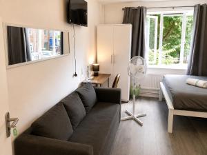 Private Rooms Near Central London