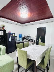 Zacs Guest House