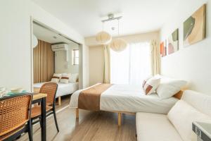Station 2min walk 2Doublebed 1Sofabed Max 5person Direct USJ 5min Namba 8min