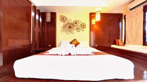 Azure Stays Patong