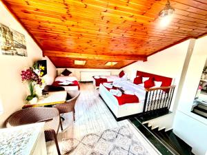 TAKSİM Sem House