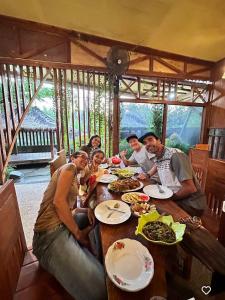 Awang Homestay Mandalika & Restaurant
