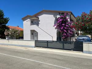 Nautica apartment