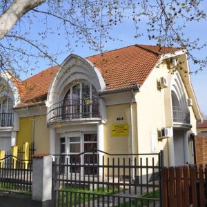 S48 Apartmanház Siófok