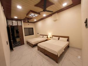 Anand Home Stay