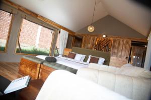 BECH Serengeti Luxury Camp