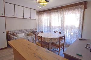 MIKI APARTMENT MhD
