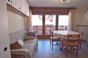 MIKI APARTMENT MhD