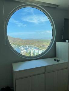 Bay View Grand Marina with jacuzzi- North Tower