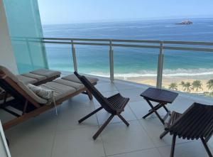 Bay View Grand Marina with jacuzzi- North Tower