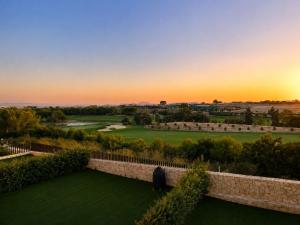 Lo Romero Golf Apartment
