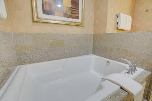 Family Suite at Platinum Hotel Balcony STRIP and Pool View