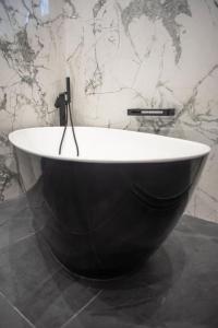 AVA Chalet with Jacuzzi
