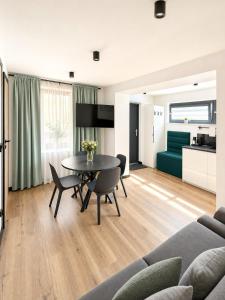 "Work and Quiet", Faktura VAT, KLIMATYZACJA, AIR CONDITIONING, GROUND FLOOR, PARKING, PARTER,