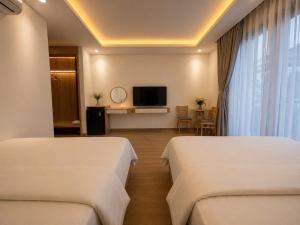 Azure Beach Villa
