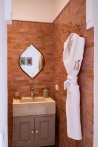 Riad Sabil Marrakech Kasbah Pool with Large Rooftop