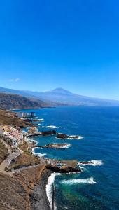 The Waves, Natural Pools & Sea Views, El Pris