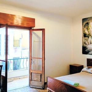 Lisbon Room with balcony tourist near airport