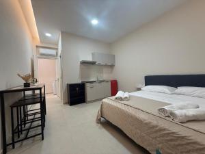 La Vista Suite and Rooms
