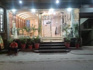 The Grace Hotel Airport free pickup