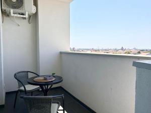 VOne - Cozy & Quiet Apartment - Free Parking